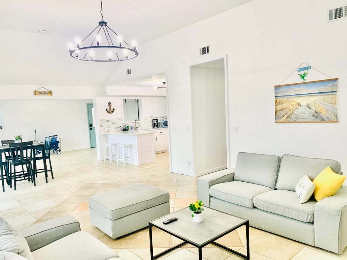 Sea Salt Vacation Home, Private Pool - Walk To Beach 巴拿马城 外观 照片